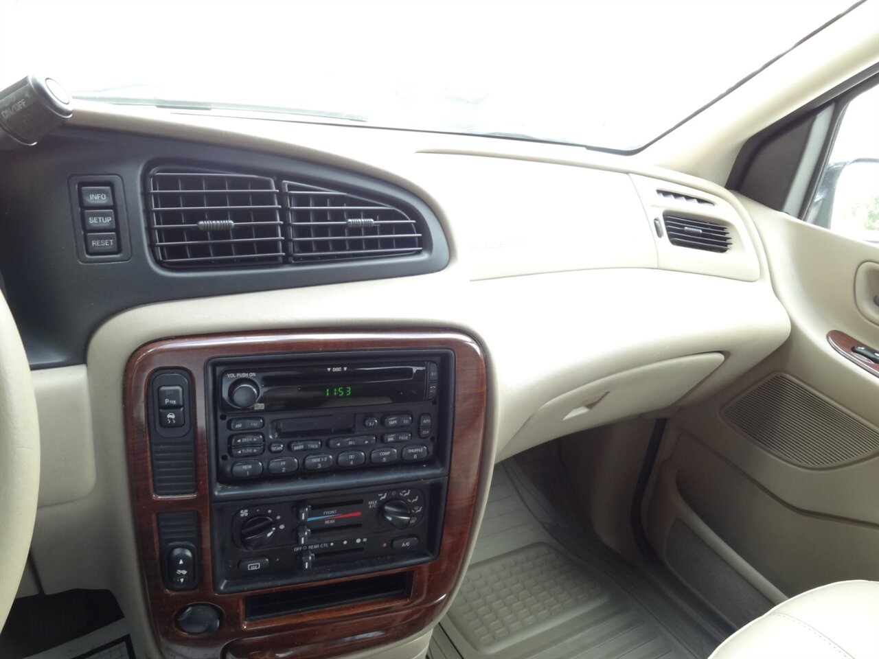 2003 Ford Windstar SEL Premium - Photo 47 - Deland, FL 32720