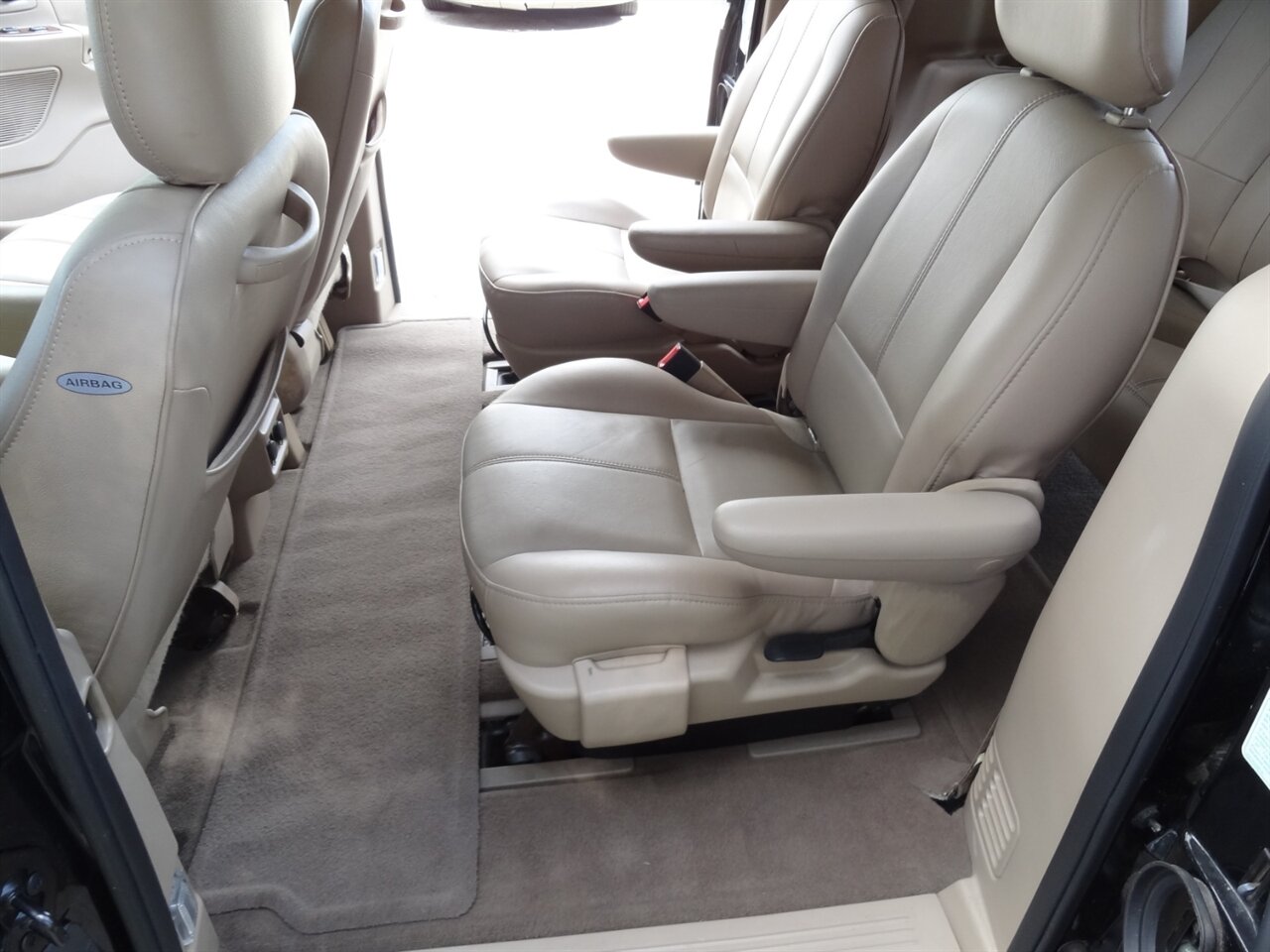 2003 Ford Windstar SEL Premium - Photo 32 - Deland, FL 32720