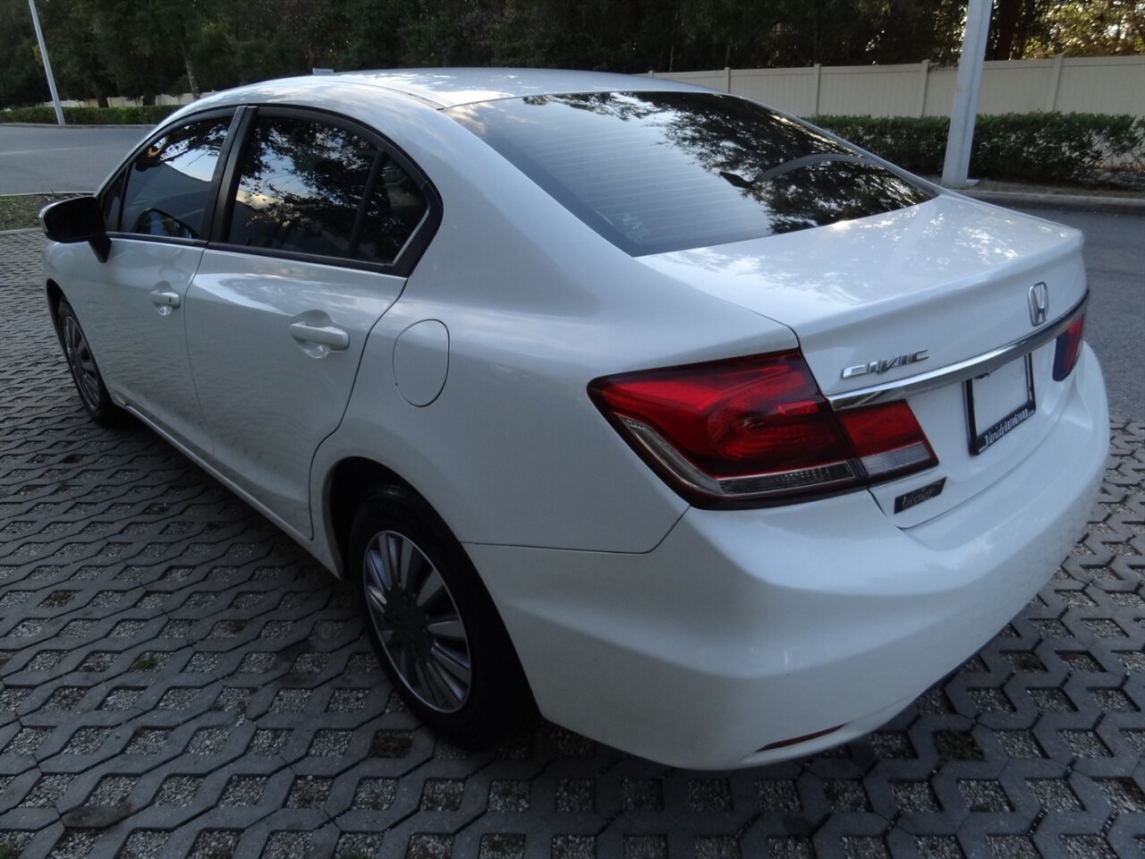 2014 Honda Civic LX   - Photo 4 - Deland, FL 32720