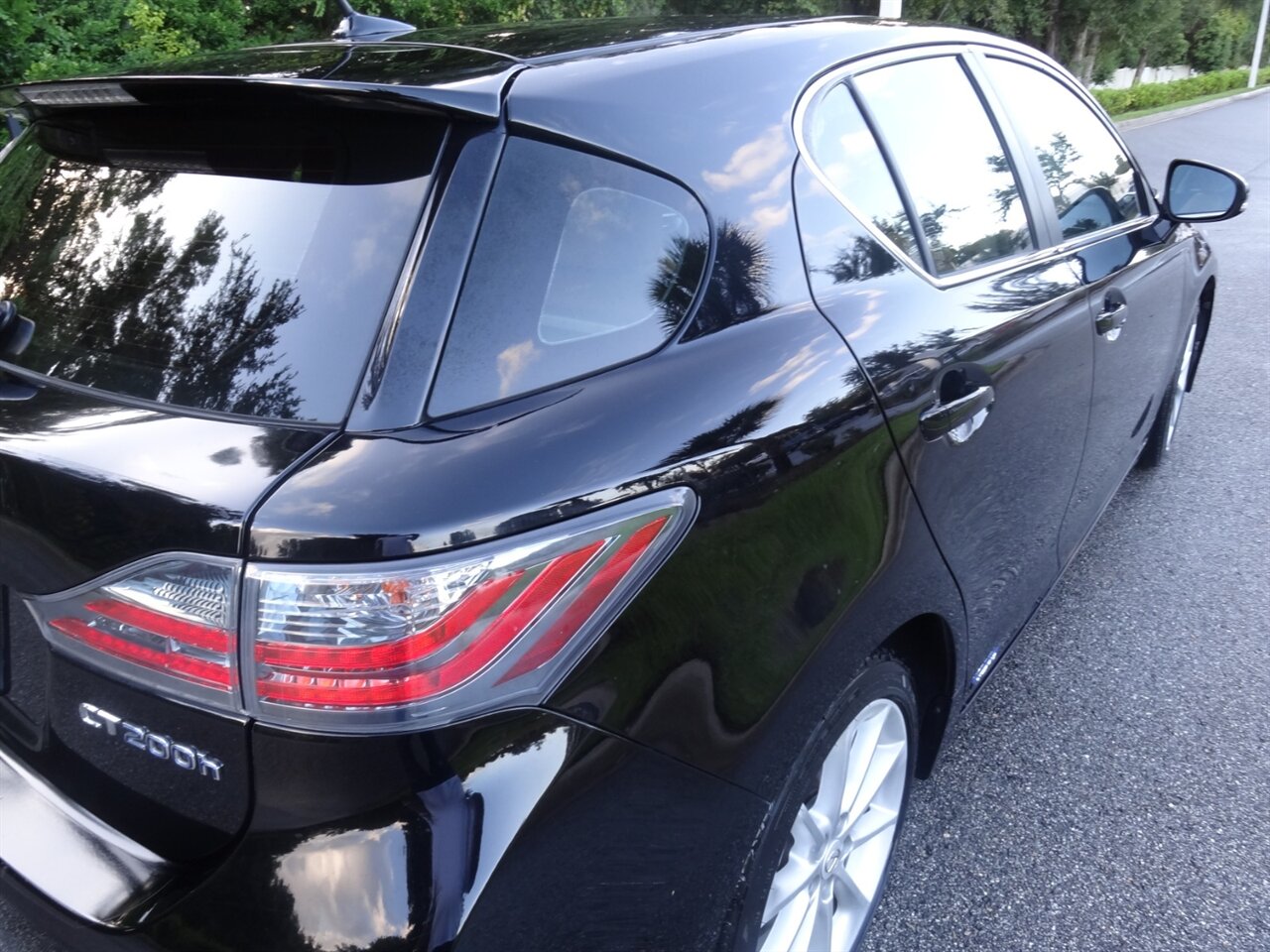 2013 Lexus CT 200h Premium   - Photo 13 - Deland, FL 32720