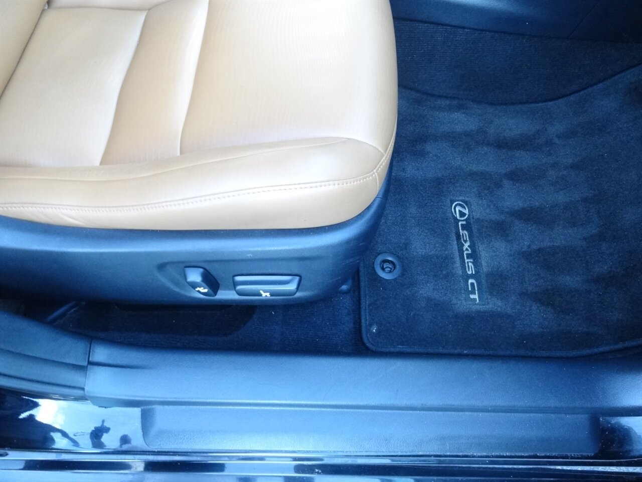 2013 Lexus CT 200h Premium   - Photo 41 - Deland, FL 32720