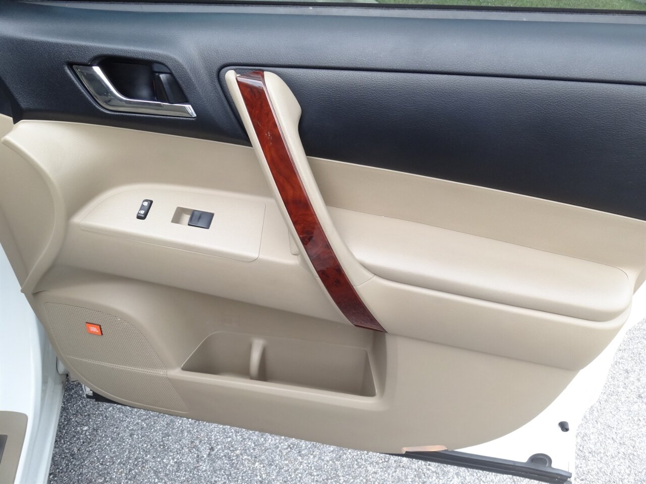 2013 Toyota Highlander Hybrid Limited   - Photo 45 - Deland, FL 32720