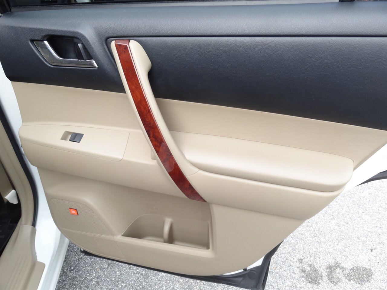 2013 Toyota Highlander Hybrid Limited   - Photo 41 - Deland, FL 32720