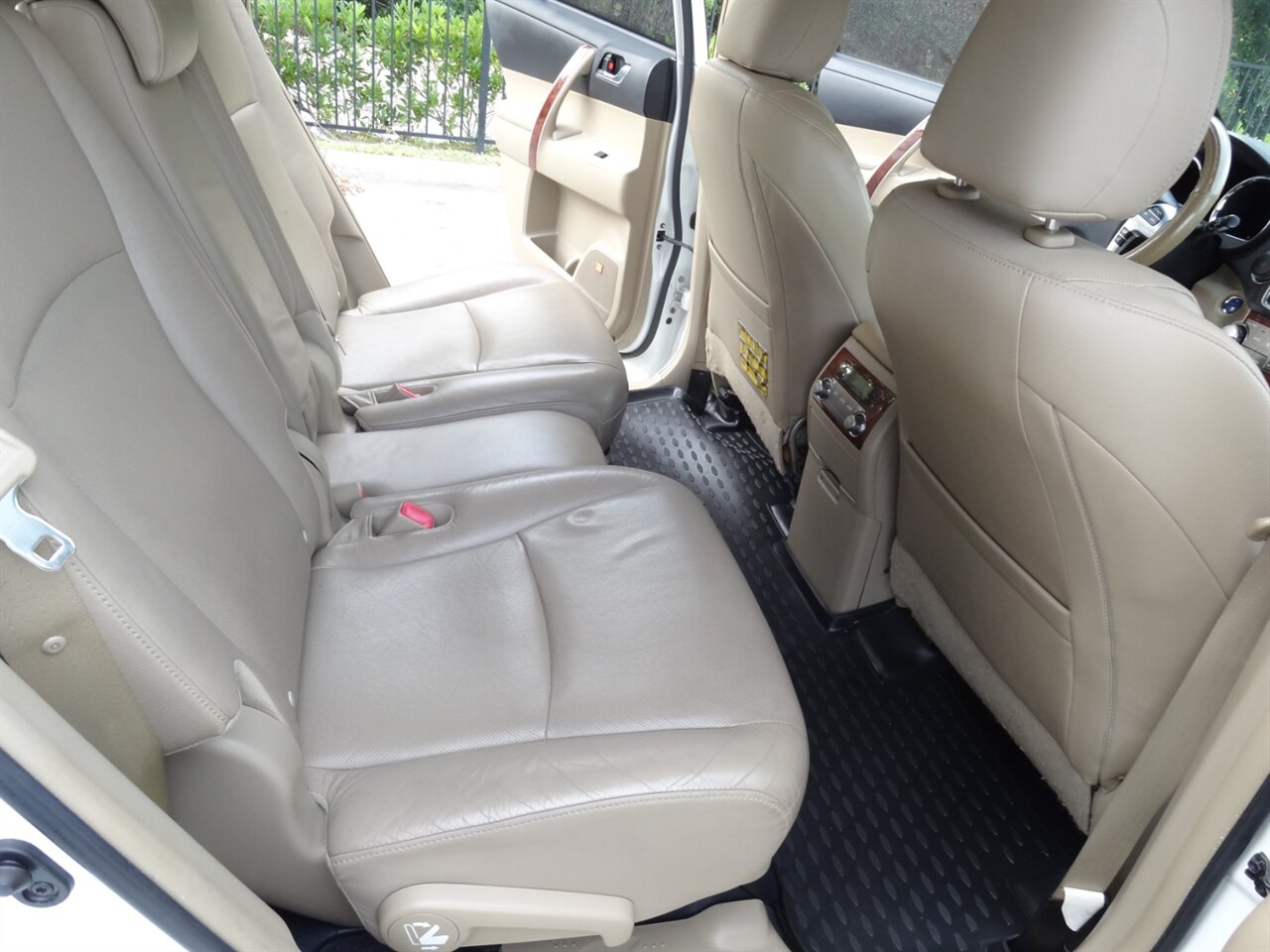 2013 Toyota Highlander Hybrid Limited   - Photo 40 - Deland, FL 32720