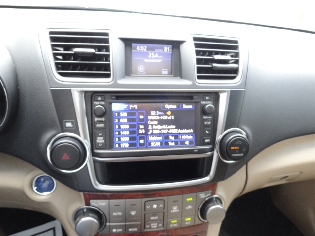 2013 Toyota Highlander Hybrid Limited   - Photo 50 - Deland, FL 32720