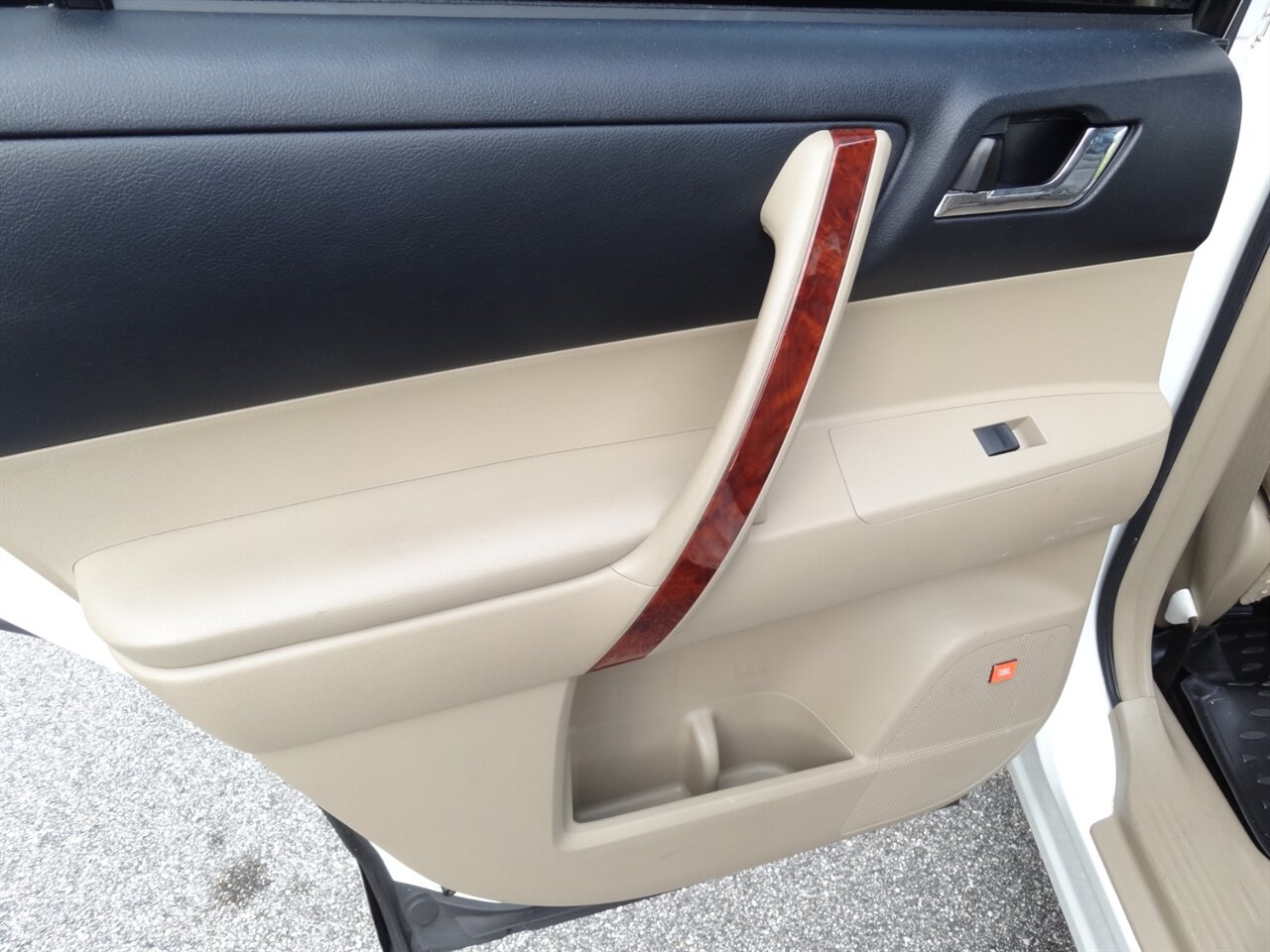 2013 Toyota Highlander Hybrid Limited   - Photo 37 - Deland, FL 32720