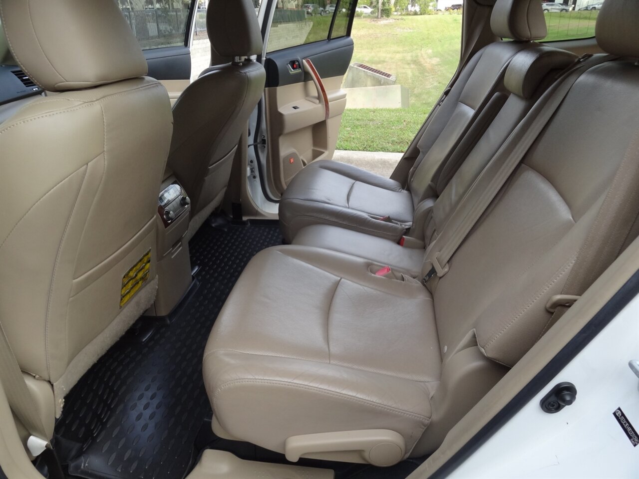 2013 Toyota Highlander Hybrid Limited   - Photo 34 - Deland, FL 32720