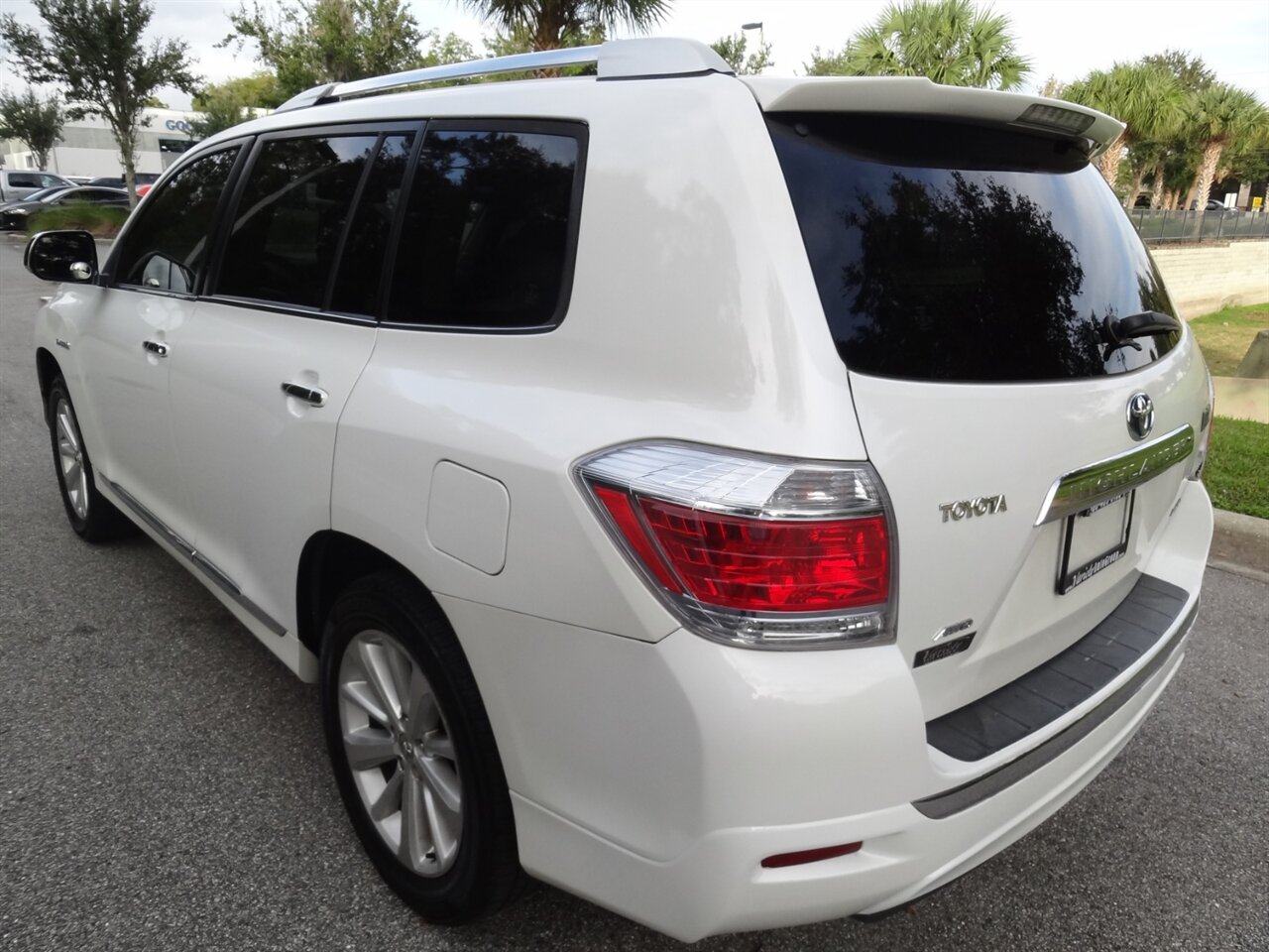 2013 Toyota Highlander Hybrid Limited   - Photo 4 - Deland, FL 32720