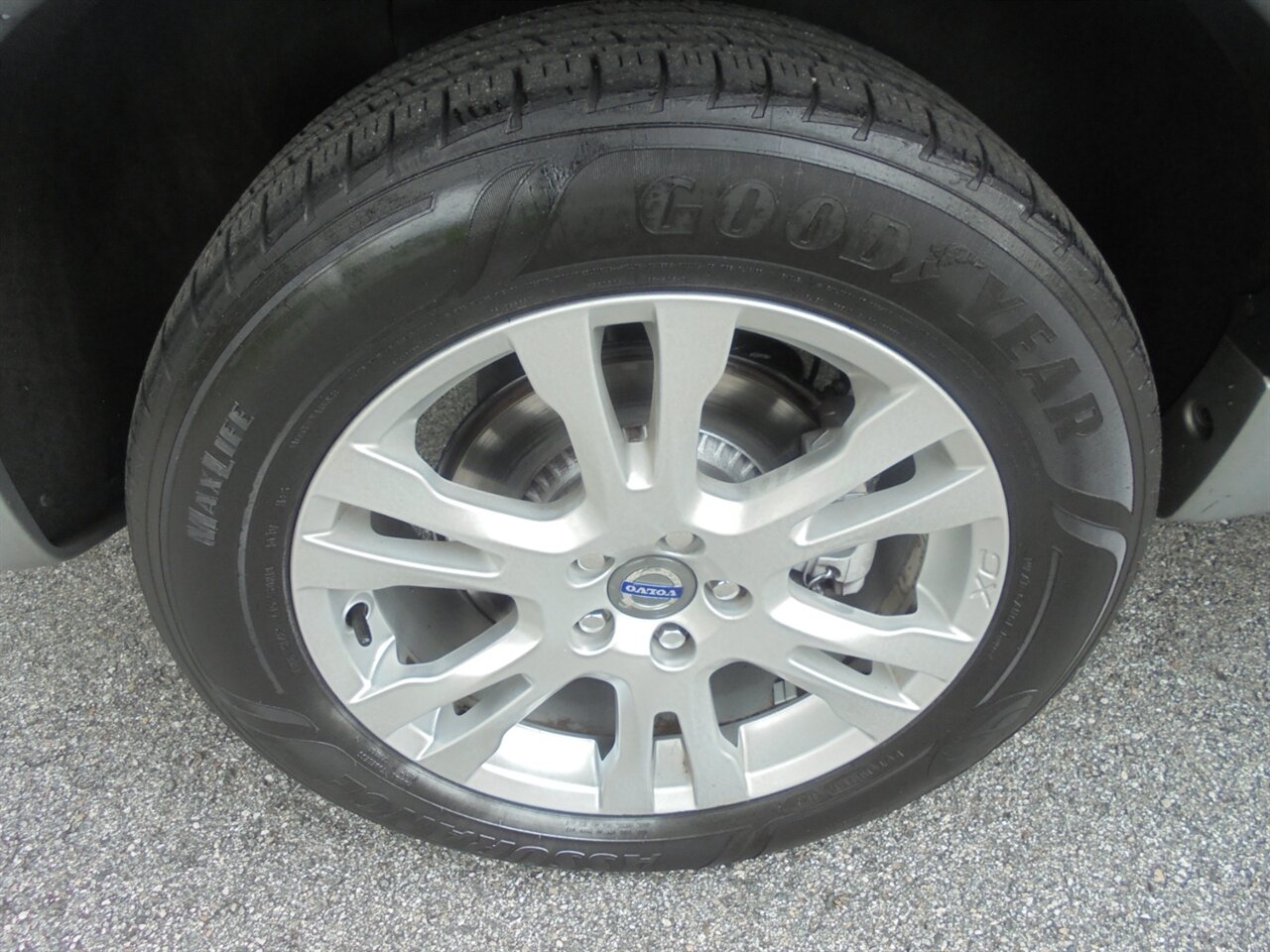 2013 Volvo XC90 3.2  Premium - Photo 25 - Deland, FL 32720