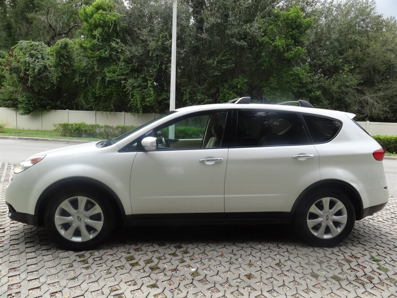2006 Subaru B9 Tribeca 7-Pass. Limited - Photo 16 - Deland, FL 32720