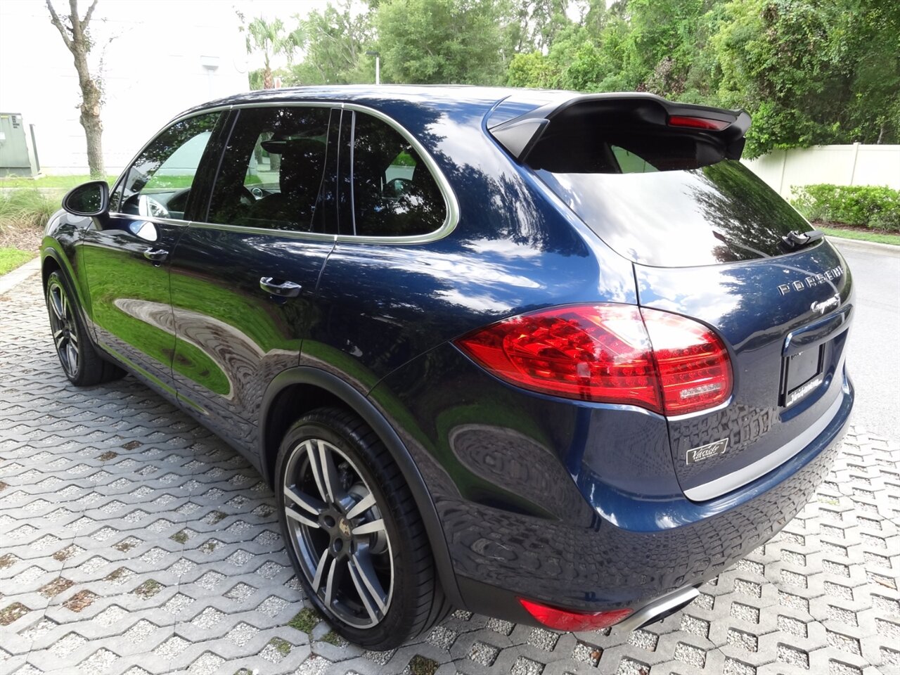2013 Porsche Cayenne S  Premium - Photo 3 - Deland, FL 32720