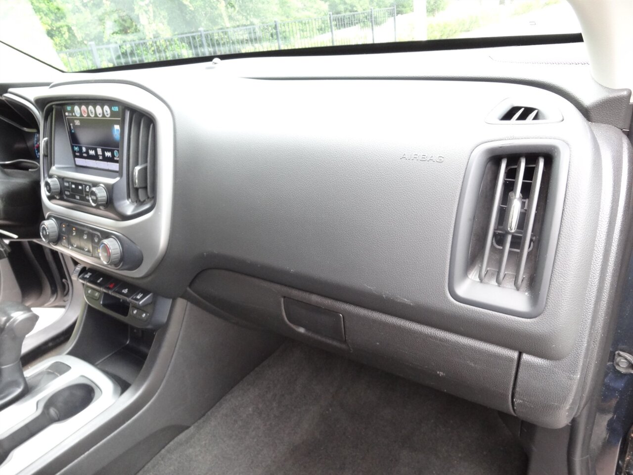 2018 Chevrolet Colorado LT   - Photo 43 - Deland, FL 32720