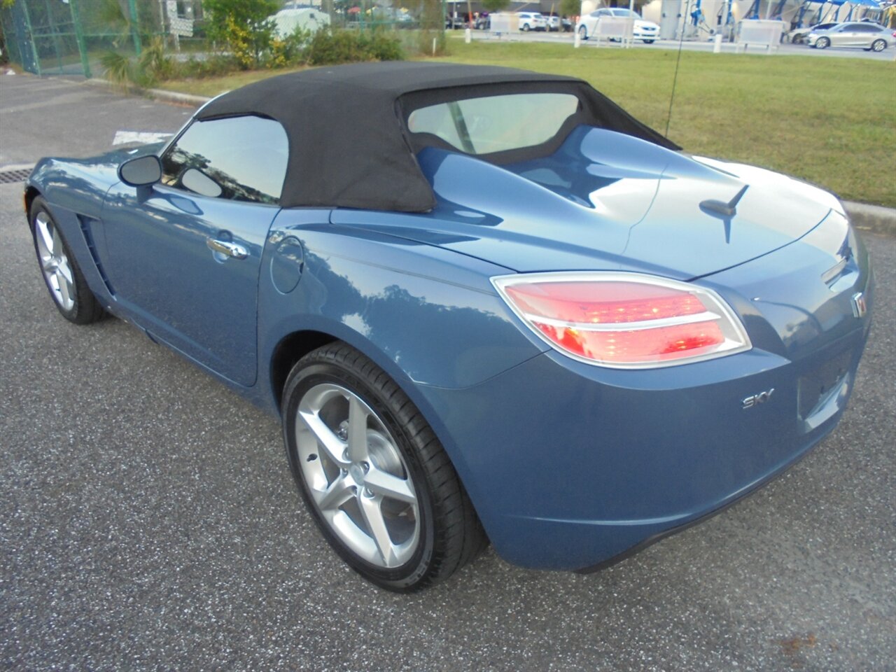 2007 Saturn SKY Premium   - Photo 7 - Deland, FL 32720