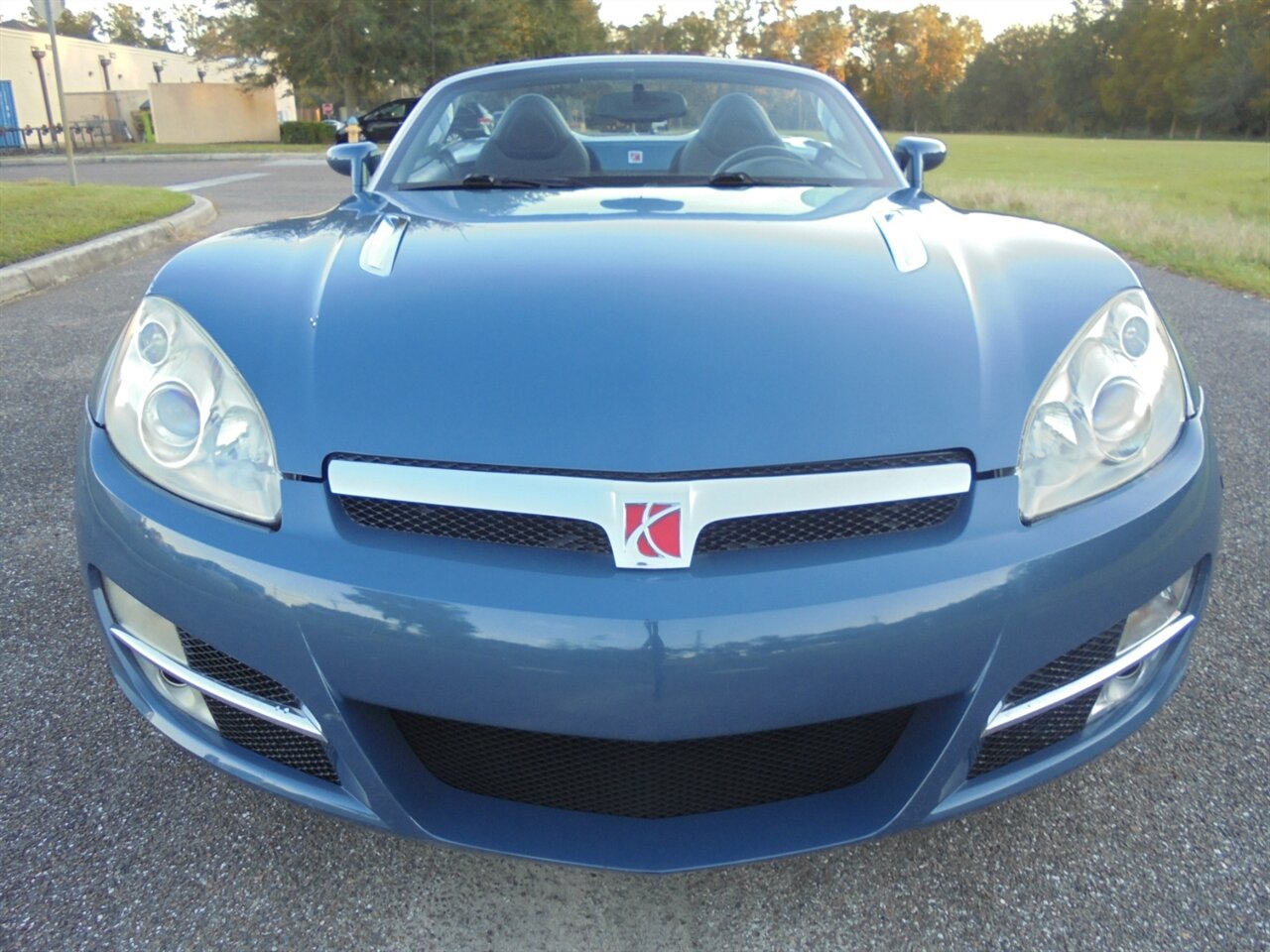 2007 Saturn SKY Premium   - Photo 9 - Deland, FL 32720