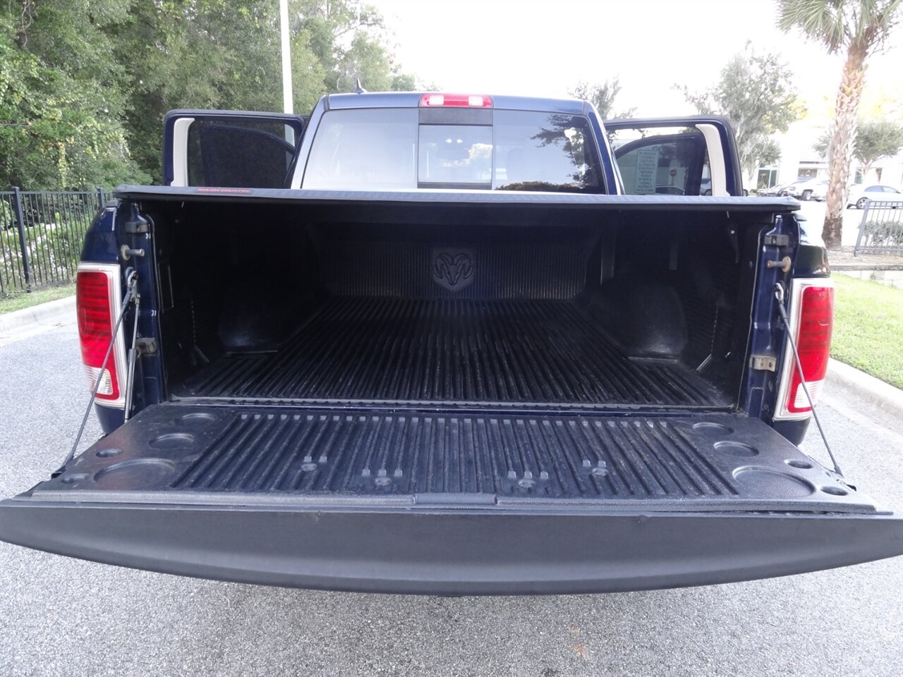 2014 RAM 1500 Laramie  4X4 - Photo 44 - Deland, FL 32720