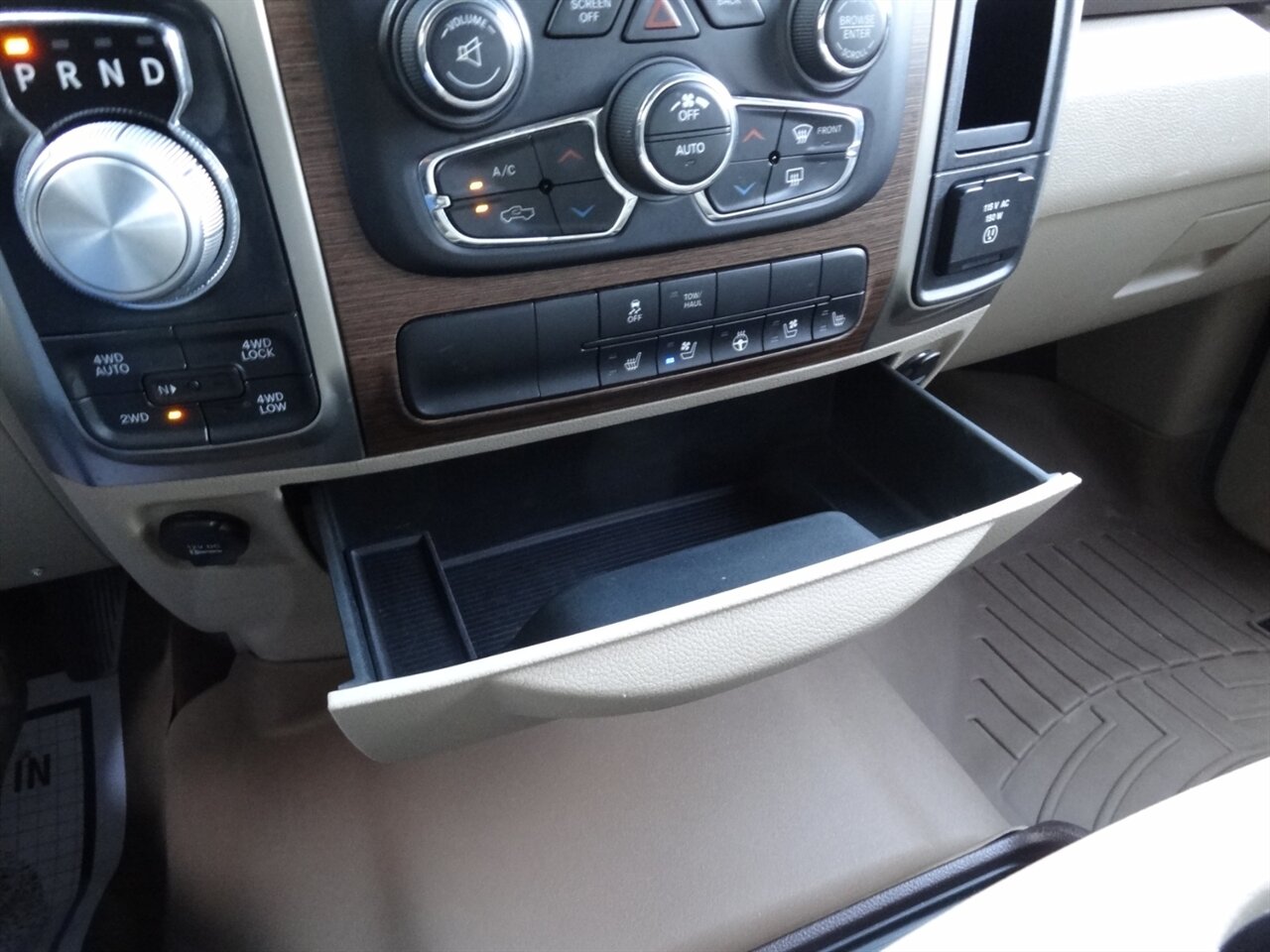 2014 RAM 1500 Laramie  4X4 - Photo 60 - Deland, FL 32720