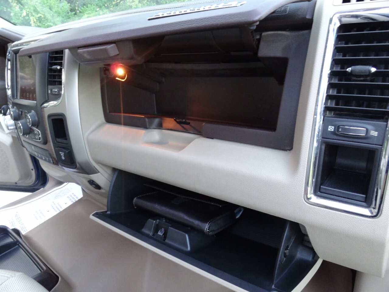 2014 RAM 1500 Laramie  4X4 - Photo 50 - Deland, FL 32720