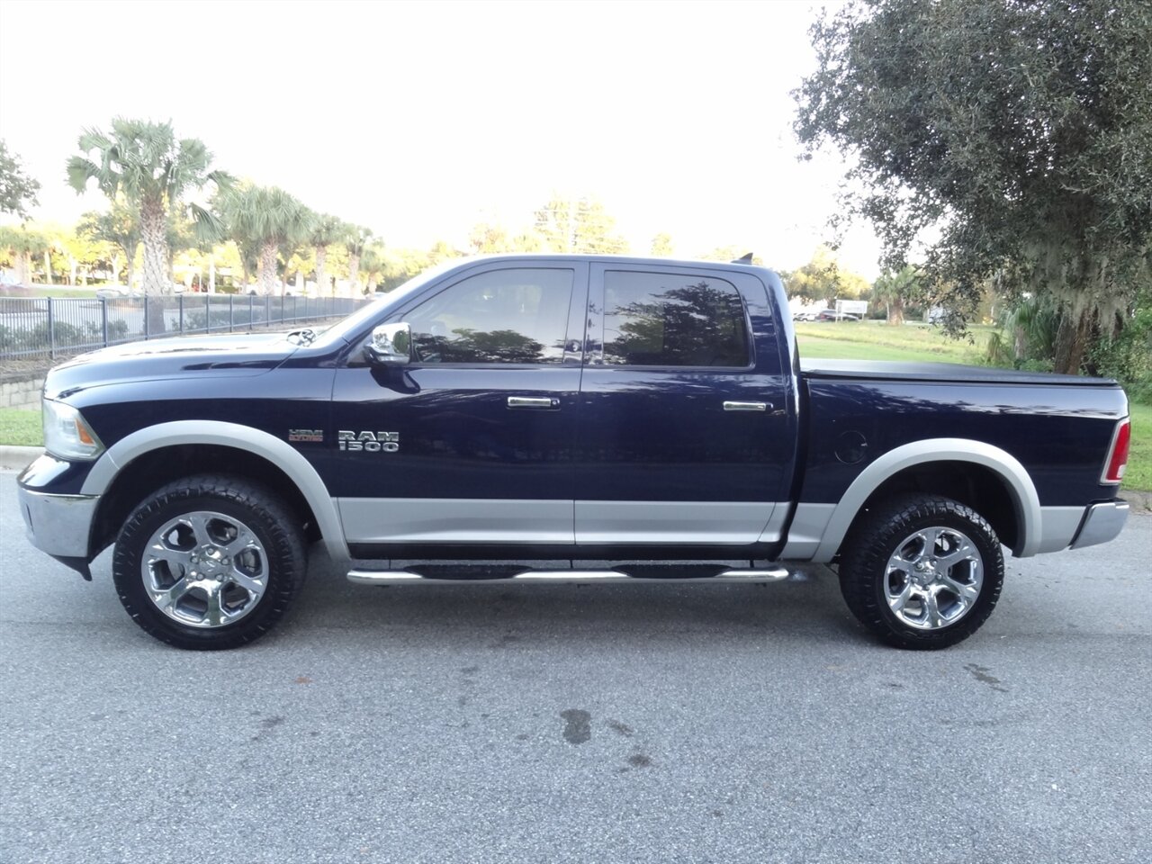 2014 RAM 1500 Laramie  4X4 - Photo 19 - Deland, FL 32720