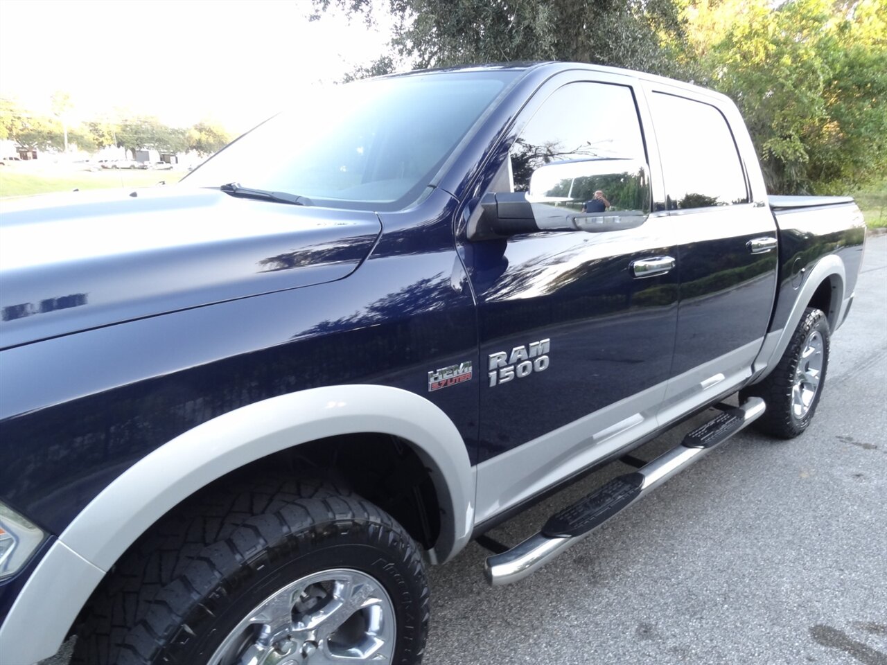 2014 RAM 1500 Laramie  4X4 - Photo 9 - Deland, FL 32720