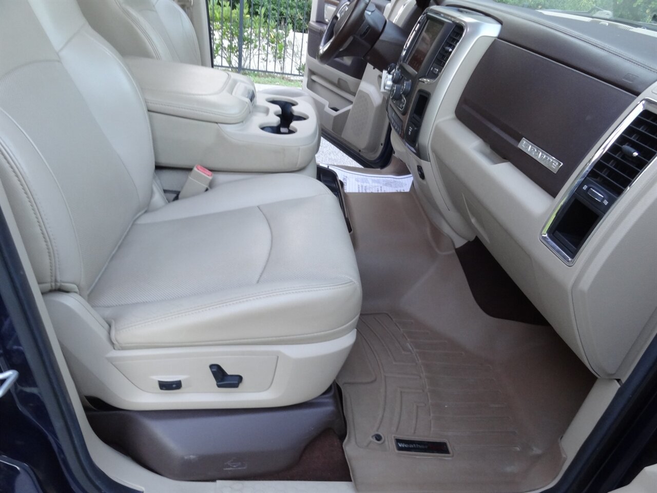 2014 RAM 1500 Laramie  4X4 - Photo 47 - Deland, FL 32720