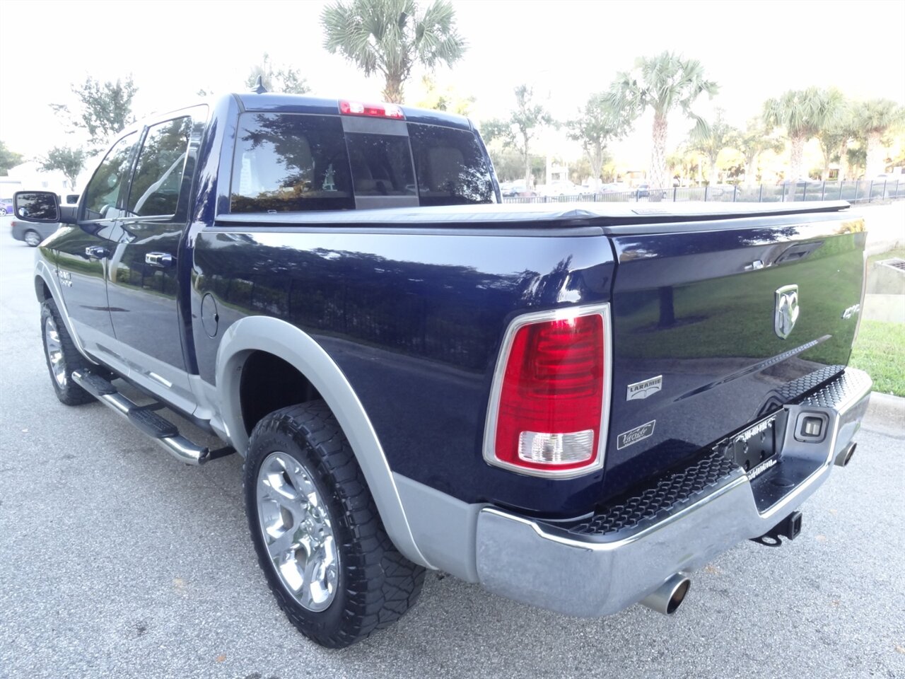 2014 RAM 1500 Laramie  4X4 - Photo 4 - Deland, FL 32720