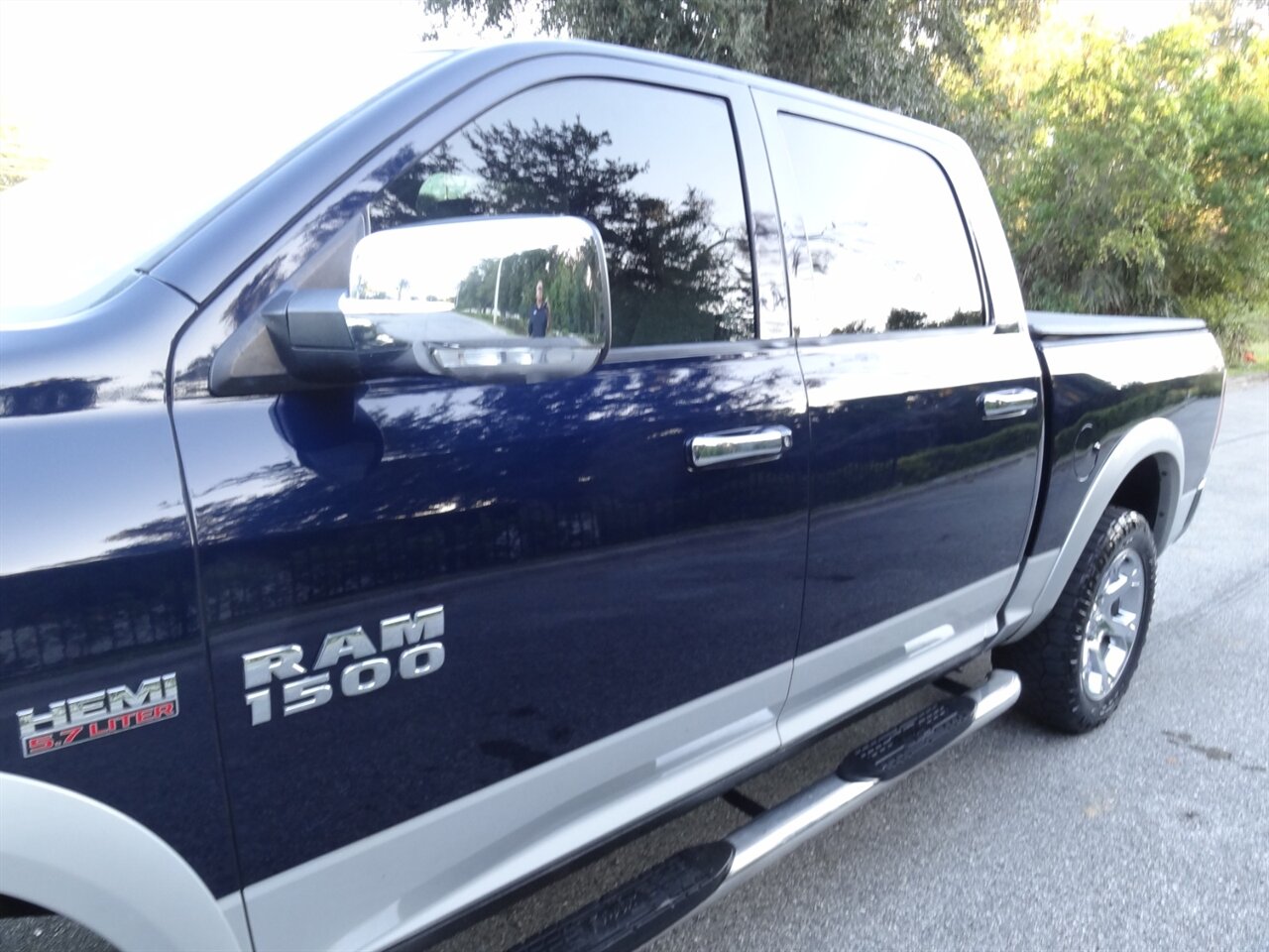 2014 RAM 1500 Laramie  4X4 - Photo 11 - Deland, FL 32720