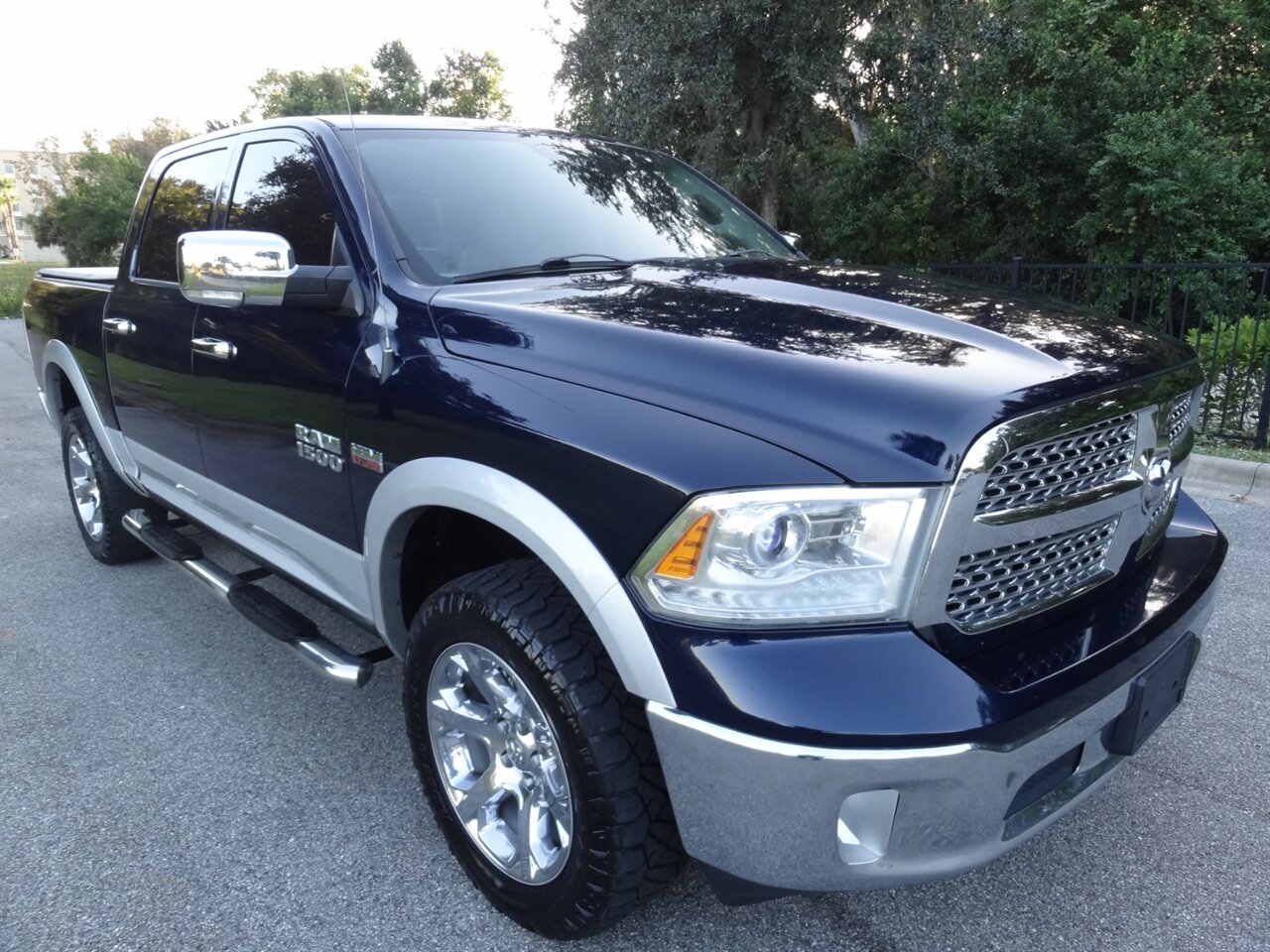 2014 RAM 1500 Laramie  4X4 - Photo 1 - Deland, FL 32720