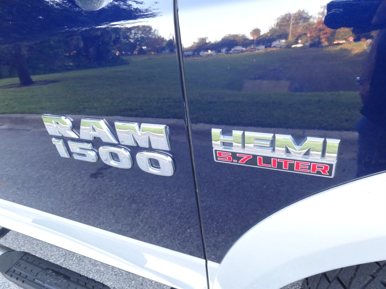 2014 RAM 1500 Laramie  4X4 - Photo 29 - Deland, FL 32720