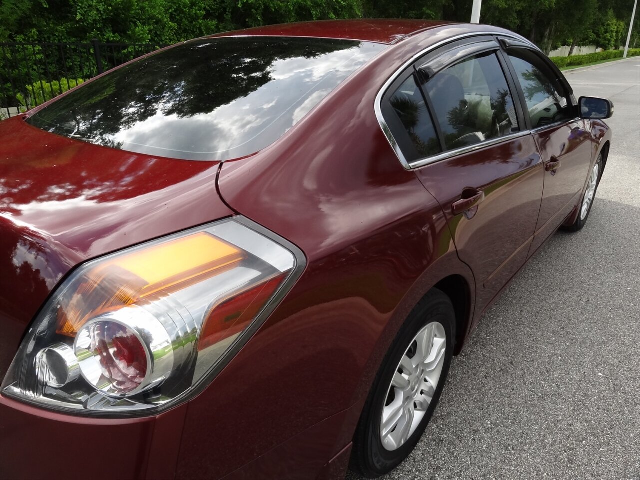 2012 Nissan Altima 2.5  S - Photo 13 - Deland, FL 32720