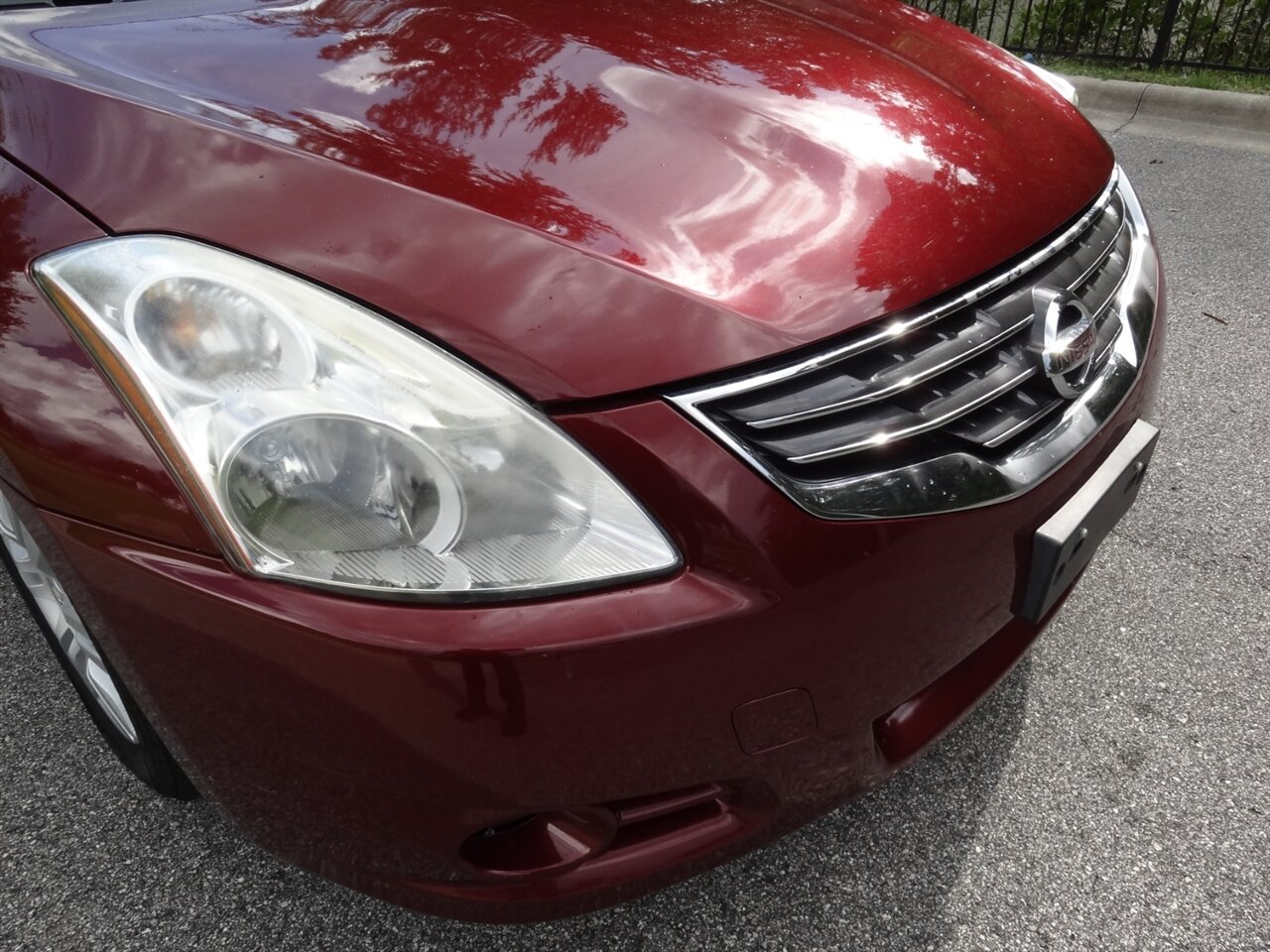 2012 Nissan Altima 2.5  S - Photo 6 - Deland, FL 32720
