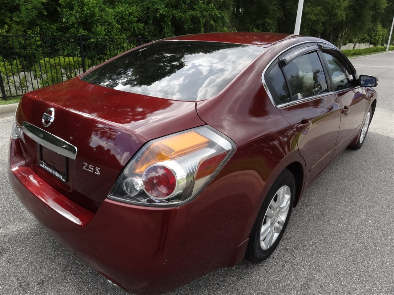2012 Nissan Altima 2.5  S - Photo 3 - Deland, FL 32720