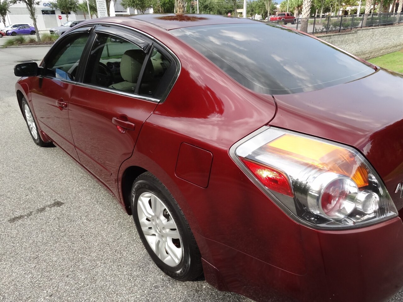 2012 Nissan Altima 2.5  S - Photo 12 - Deland, FL 32720