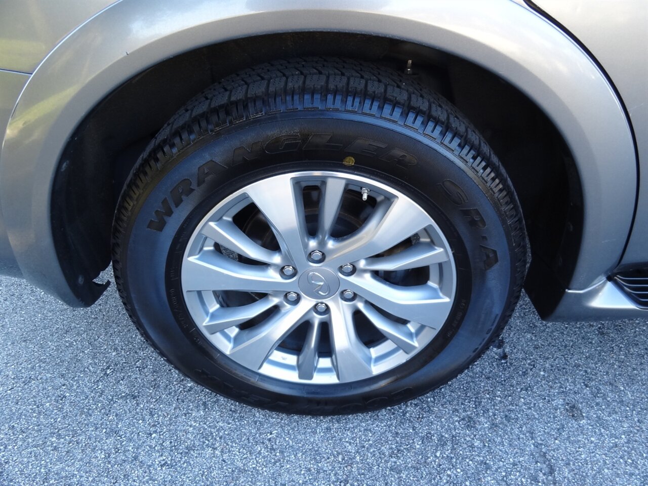 2015 INFINITI QX80 Premium - Photo 28 - Deland, FL 32720