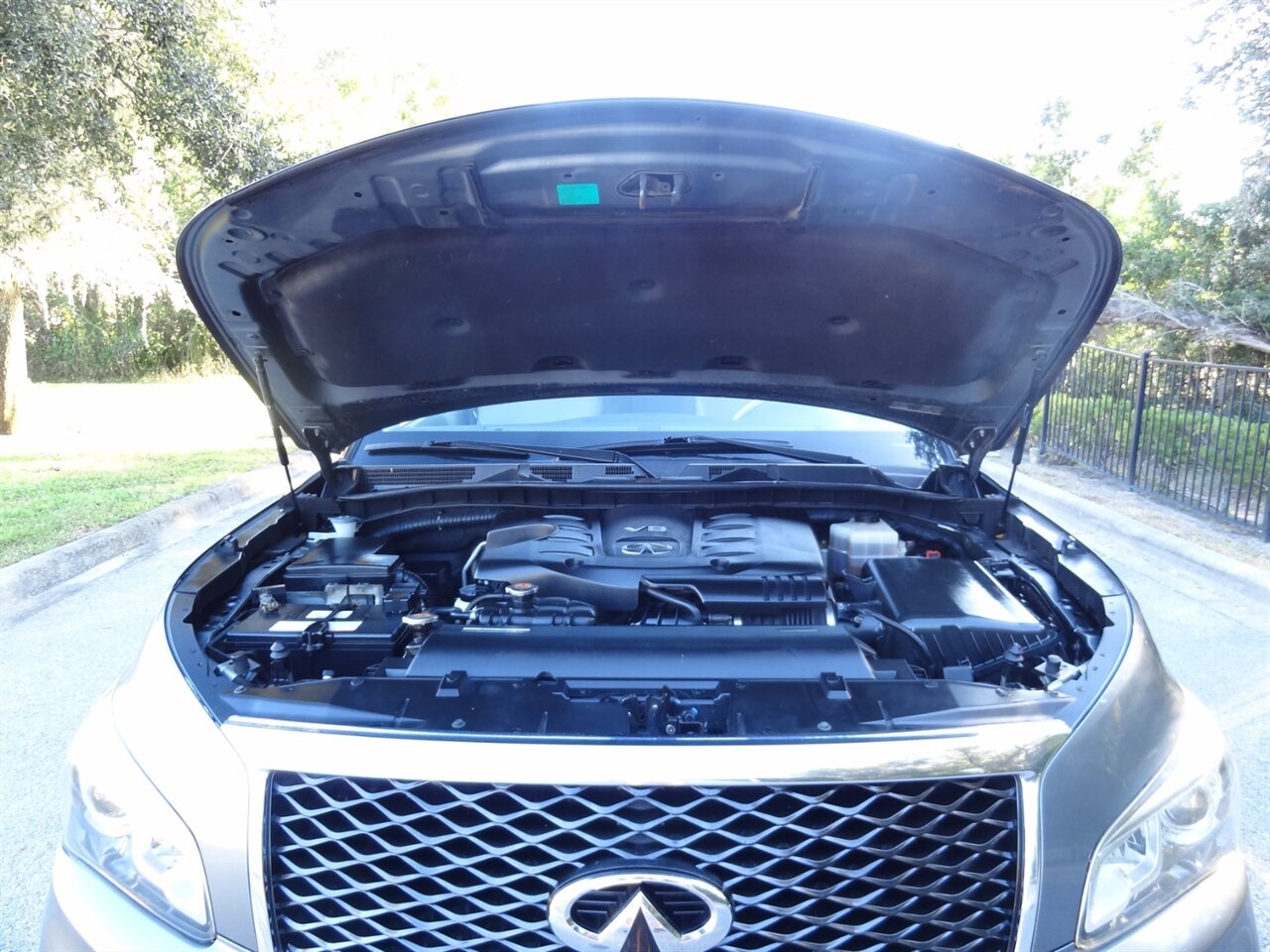 2015 INFINITI QX80 Premium - Photo 22 - Deland, FL 32720