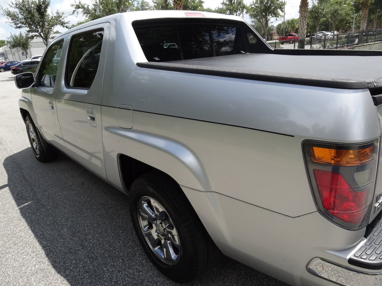 2006 Honda Ridgeline RTL - Photo 12 - Deland, FL 32720