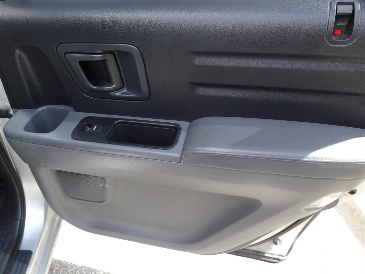 2006 Honda Ridgeline RTL - Photo 38 - Deland, FL 32720