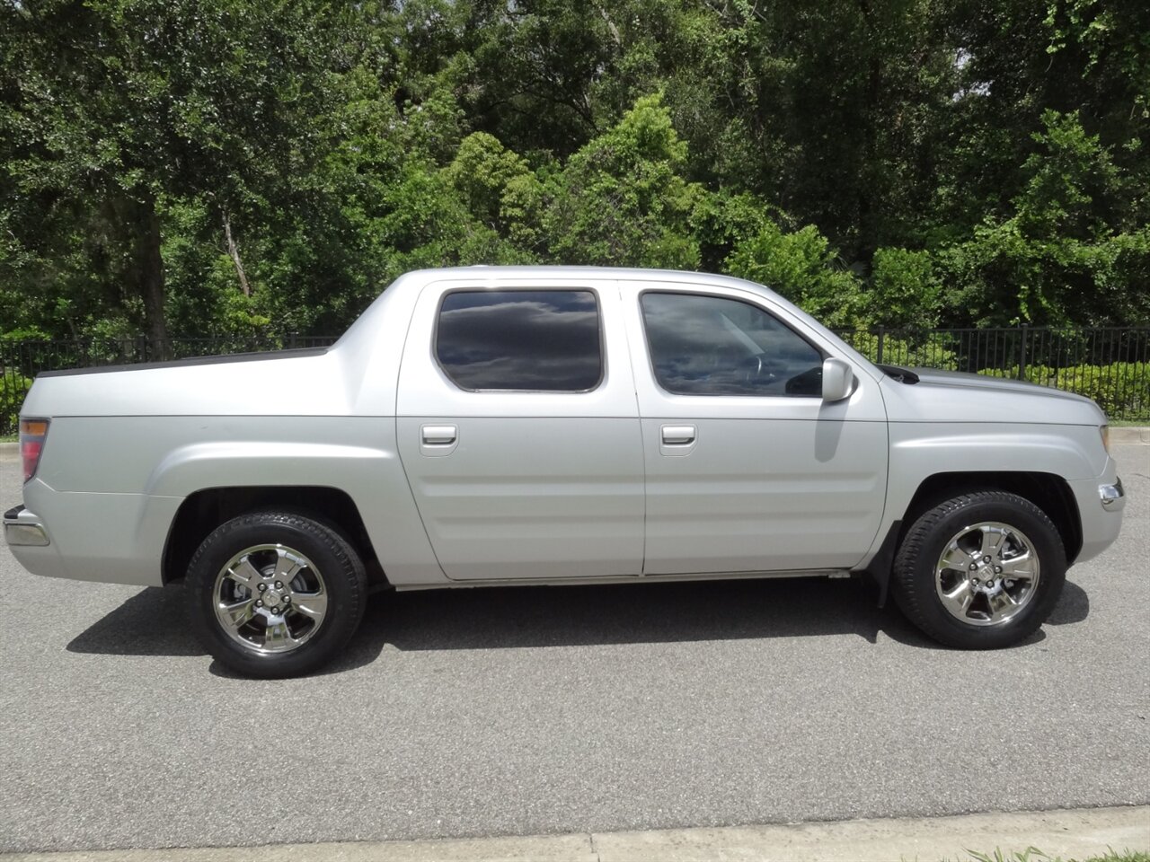 2006 Honda Ridgeline RTL - Photo 16 - Deland, FL 32720