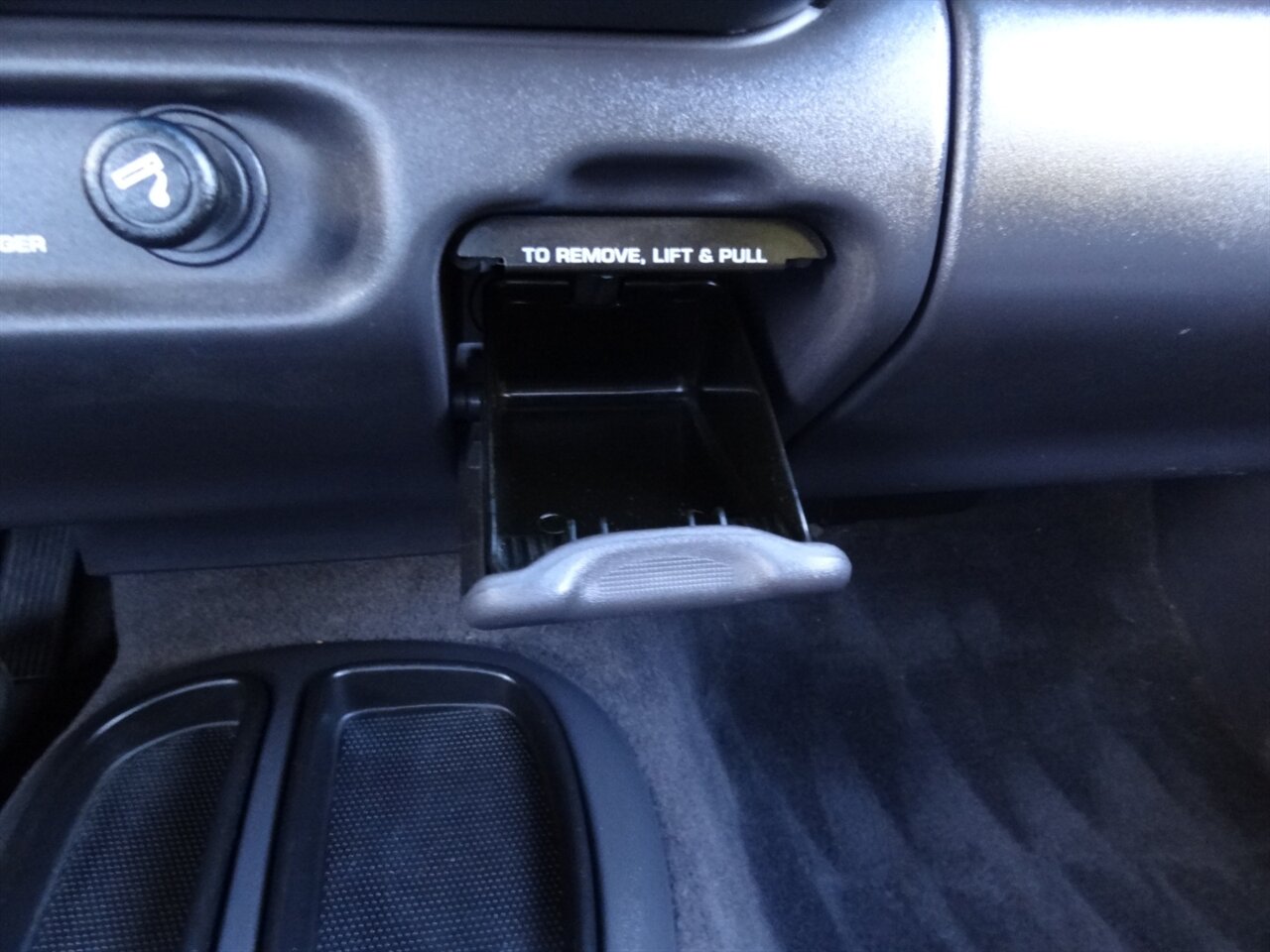 2000 Dodge Dakota SLT   - Photo 49 - Deland, FL 32720