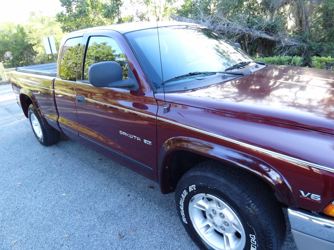 2000 Dodge Dakota SLT   - Photo 8 - Deland, FL 32720