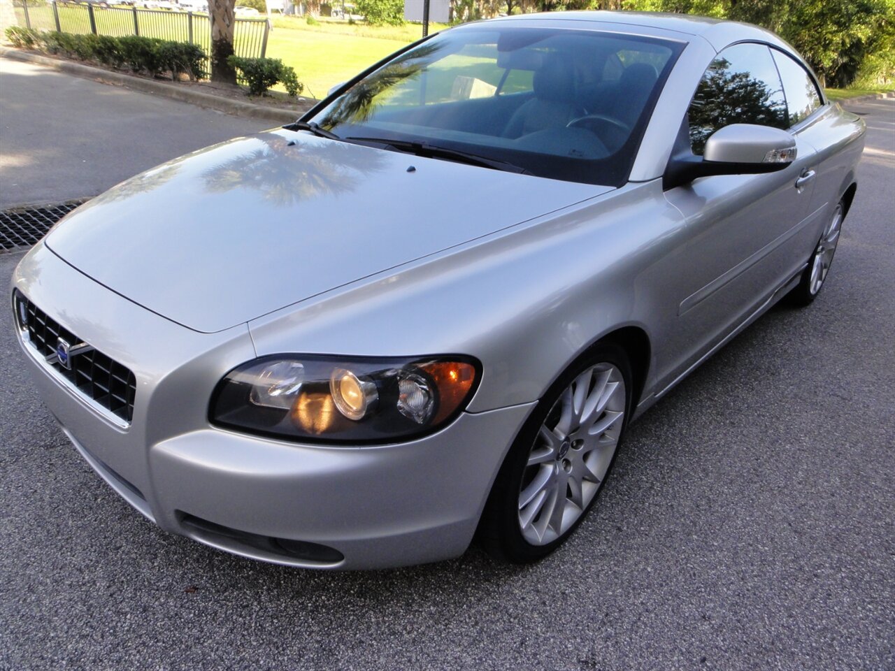2008 Volvo C70 T5 Premium convertible - Photo 6 - Deland, FL 32720