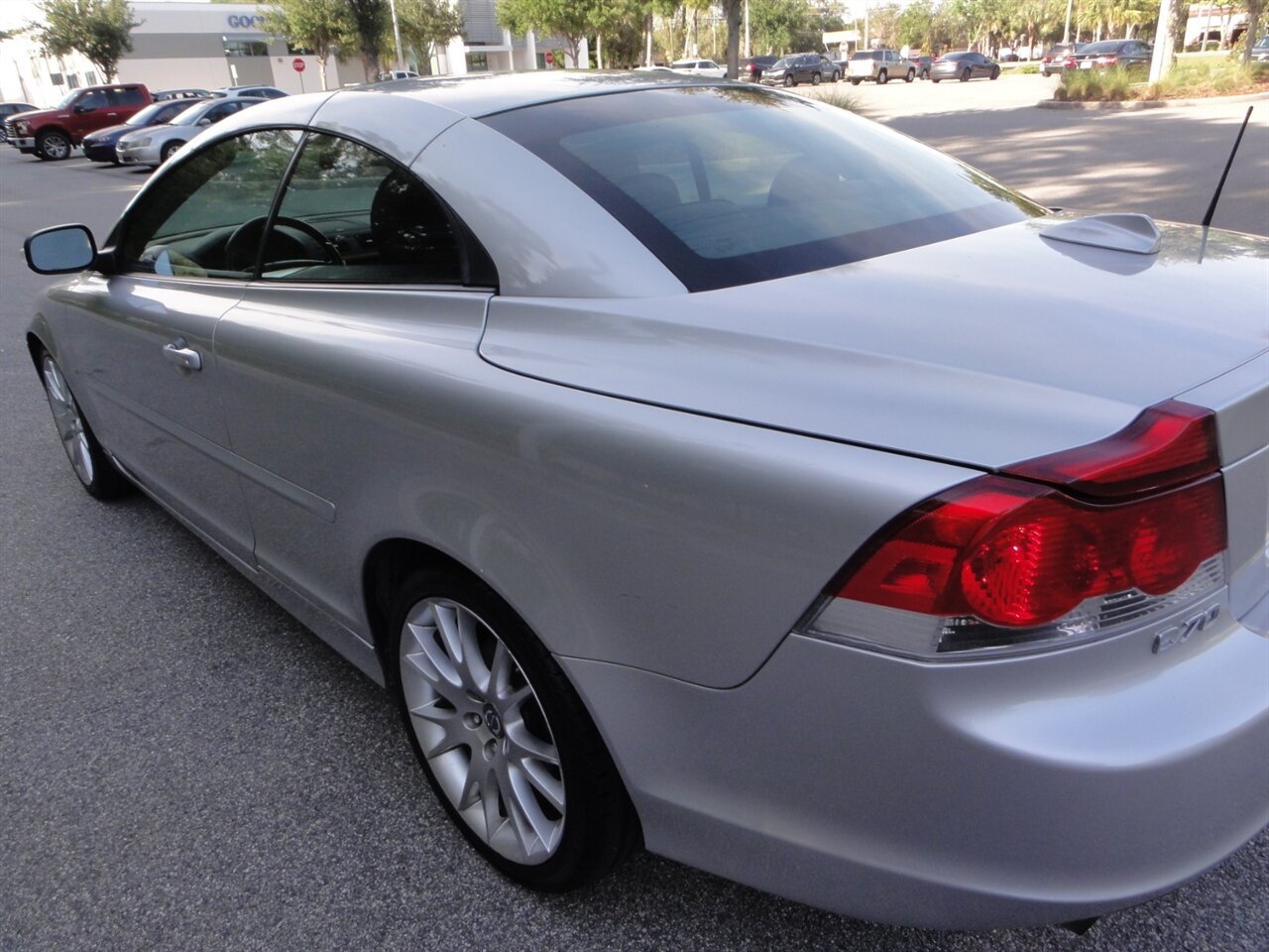2008 Volvo C70 T5 Premium convertible - Photo 17 - Deland, FL 32720