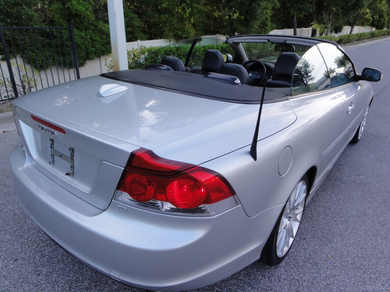 2008 Volvo C70 T5 Premium convertible - Photo 4 - Deland, FL 32720