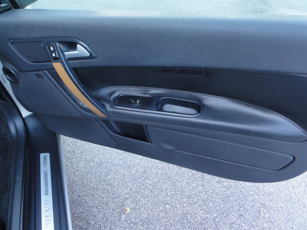 2008 Volvo C70 T5 Premium convertible - Photo 48 - Deland, FL 32720