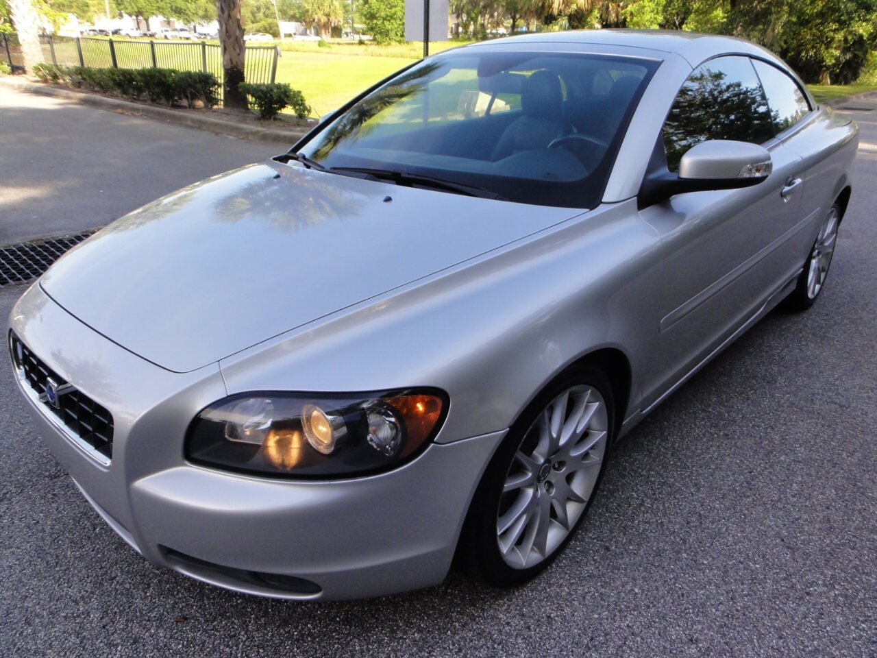 2008 Volvo C70 T5 Premium convertible - Photo 7 - Deland, FL 32720