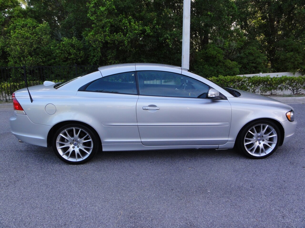2008 Volvo C70 T5 Premium convertible - Photo 22 - Deland, FL 32720