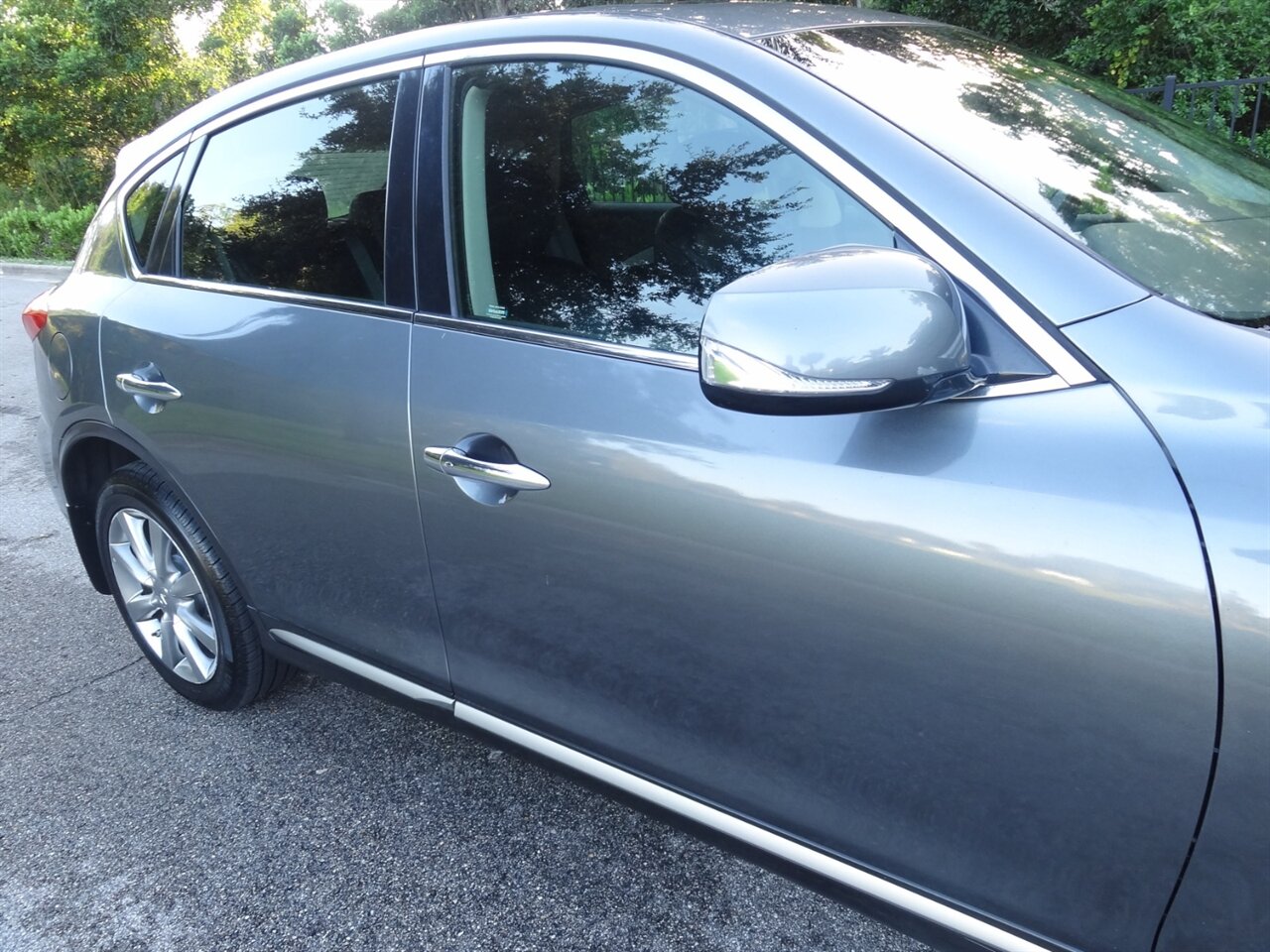 2017 INFINITI QX50 Premium - Photo 12 - Deland, FL 32720