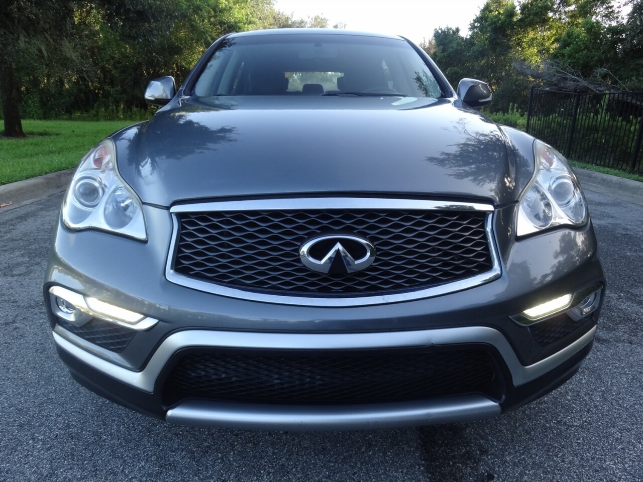 2017 INFINITI QX50 Premium - Photo 5 - Deland, FL 32720