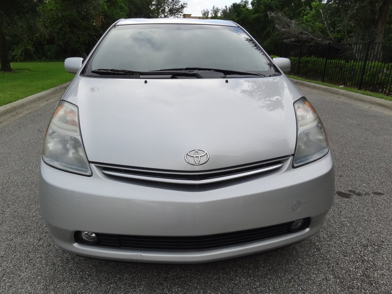 2009 Toyota Prius Three - Photo 5 - Deland, FL 32720