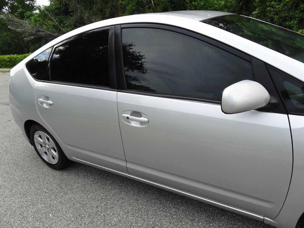 2009 Toyota Prius Three - Photo 10 - Deland, FL 32720