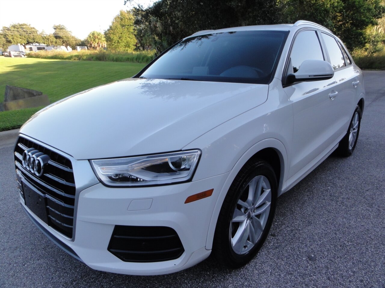 2017 Audi Q3 2.0T Premium - Photo 2 - Deland, FL 32720